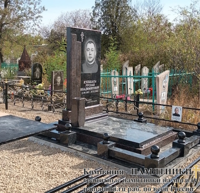 Памятники на могилу фото наших работ